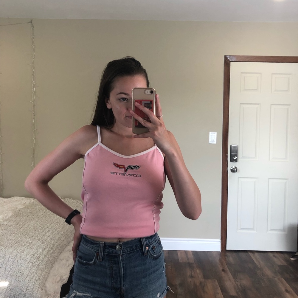 ❌SOLD❌ Y2K Corvette Pink Baby Tank Top - Picture 2 of 4